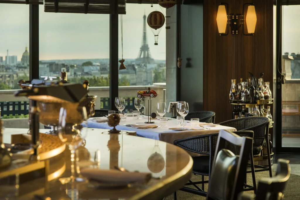 Cheval Blanc Paris Elegant Langosteria restaurant bar with panoramic Paris views and Italian fine dining